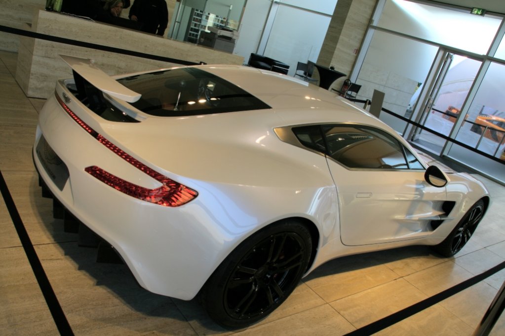 Bilderbuch: Aston Martin One-77-img_5982.jpg