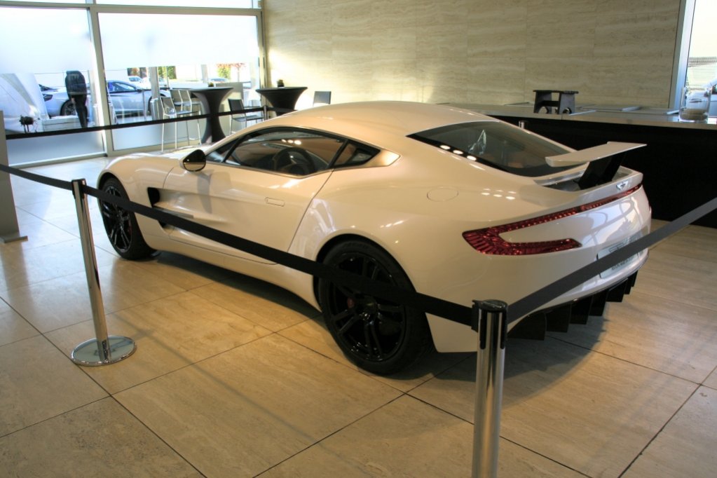 Bilderbuch: Aston Martin One-77-img_5980.jpg