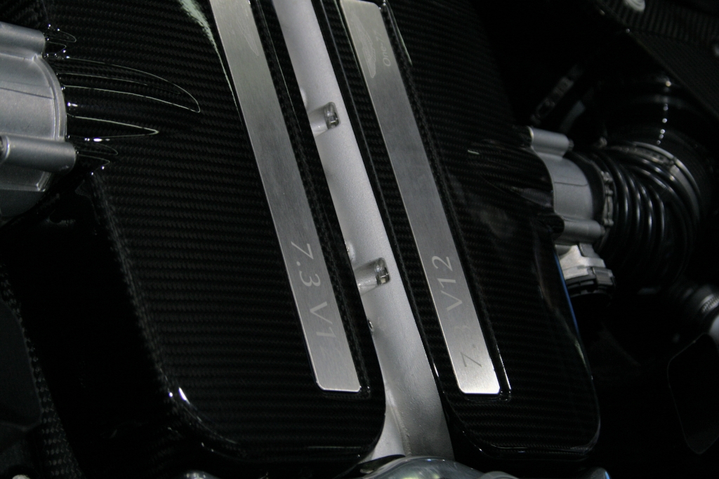 Bilderbuch: Aston Martin One-77-img_3467.jpg