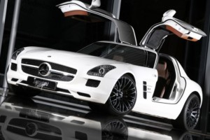 Inden Design SLS – Engelchen mit schwarzen Füßen