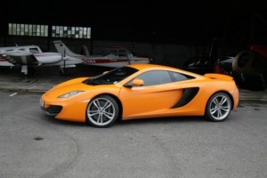 Fahrt im McLaren MP4-12C – Offen oder geschlossen?