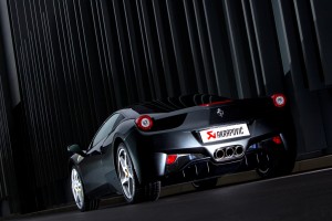 Edeltuning aus Titan für den Ferrari 458 Italia
