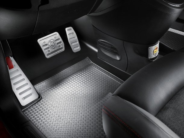 Abarth 695 Tributo Ferrari Abarth 695 Tributo Ferrari