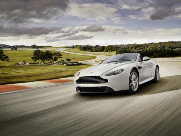 Aston Martin V8 Vantage S Aston Martin V8 Vantage S
