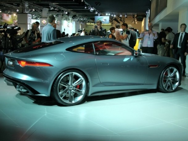 Jaguar C-X16 Concept Jaguar C-X16 Concept
