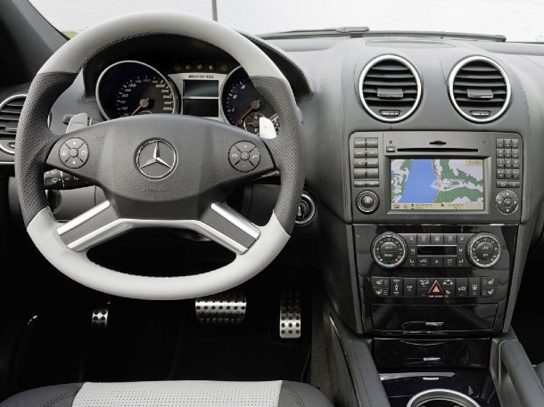 Mercedes AMG ML63 10th Anniversary Mercedes AMG ML63 10th Anniversary