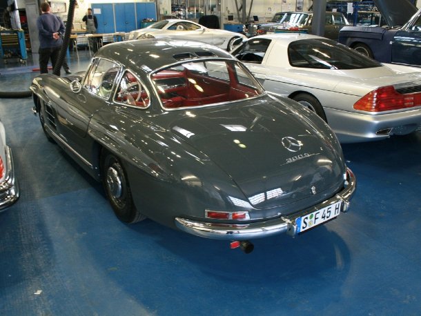 Mercedes-Benz Classic Center Mercedes-Benz Classic Center