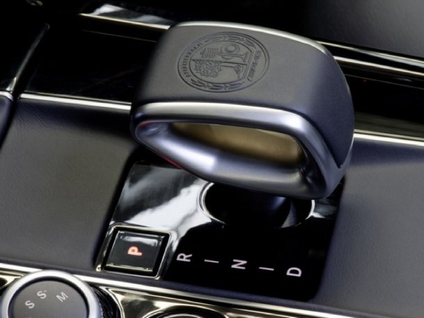 E 63 AMG (W212)) 2011 E 63 AMG (W212)) 2011