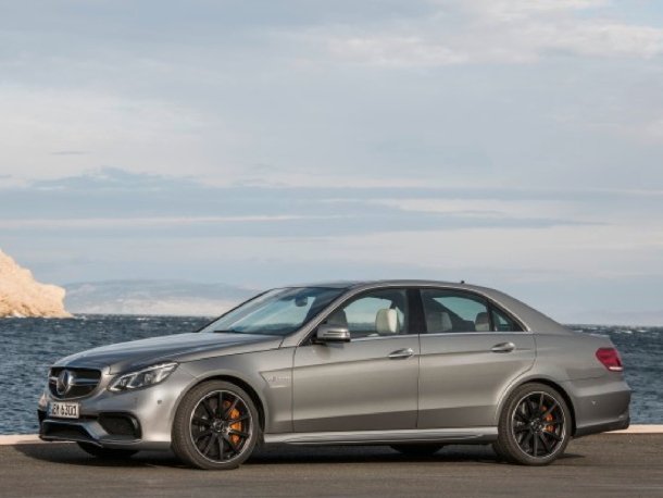 Mercedes-Benz E 63 AMG Mercedes-Benz E 63 AMG
