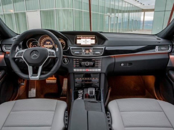 Mercedes-Benz E 63 AMG Mercedes-Benz E 63 AMG