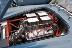 Klassische Chevy 350 CUI Engine mit 4 Doppelvergasern!
Beachte: Fahrzeug mit drei Scheibenwischern!!