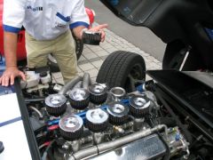 Cobra Daytona Coupe
- under the hood 6,6 Ltr Roush