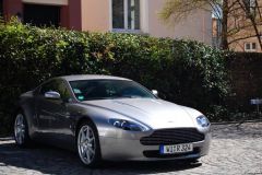 Aston Martin AMV8 Vantage