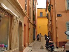 Kleine Seitenstraße