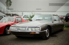 Citroen SM mit Maserati-Motor - für meine Begriffe neben den Chapron-Cabrios das attraktivste und interessanteste Fahrzeug der Marke.