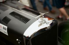 Das markante "Flying B" auf dem Kühlergrill eines Bentley 4 1/4 litre