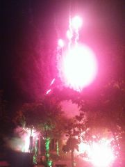 Feuerwerk vor der Imgenbroicher Pfarrkiche anlässlich der 650-Jahr-Feier am 5. Juni 2011
