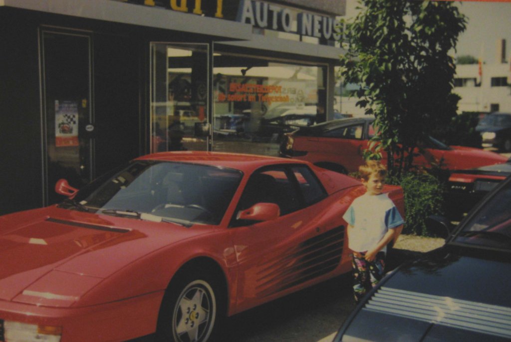 Schon als Kind Auto-verrückt