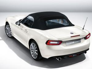 fiat-124-spider-2015-l-a-auto-show-06.jpg