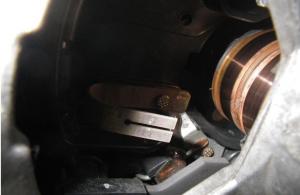 Alternatorregler2.thumb.JPG.a8991b5b97e0