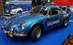 1971-alpine-renault_A110_1600S_gendarmerie_3.JPG