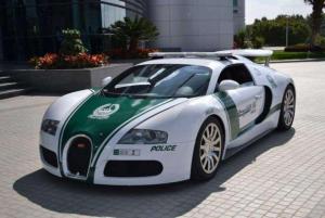 automotive-18_best_police_sport_cars_in_the_world_3.jpg
