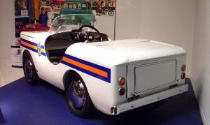 police-pedal-car-transport-museum-lupinehorror46-l.jpg