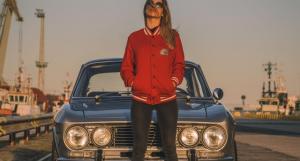 56cddcc4814f8_alfagirl2.thumb.jpeg.68344