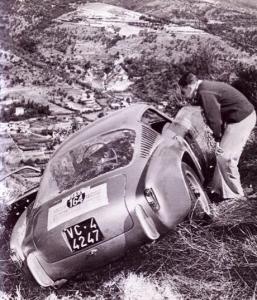 56ce36b3aed42_ferrari250offrails.thumb.j