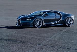 07_CHIRON_dynamic_side_WEB.0_jpg_900x900_q100.jpg