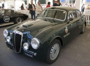 56f035e5ac6fe_Lanciaaureliaracing.thumb.