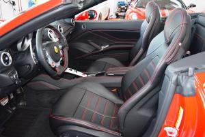 Ferrari California T rot schwarz 007.JPG