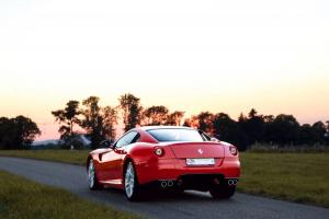 SonnenuntergangHintenFerrari.jpg