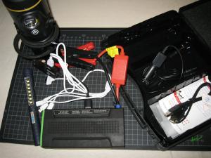 multi-function jump starter.jpg