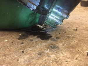 2016  Hr Molitor 11 CV 060 Motor im ausgebauten ZUSTAND UNDICHT (22).jpg