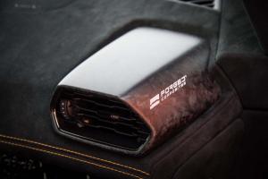 2017-Lamborghini-Huracan-Performante-prototype-interior-air-vent.jpg