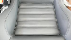 Ferrarisitze neu bezogen ,24.03.2017 005.JPG