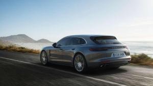 die-preise-starten-bei-97-560-euro-fuer-das-basismodell-panamera-4-sport-turismo-mit-330-ps-top-modell-ist-der-mindestens-158-600-euro-teure-panamera-t.thumb.jpg.68bc6dc2b23ac3dc066aa4f70e321543.jpg