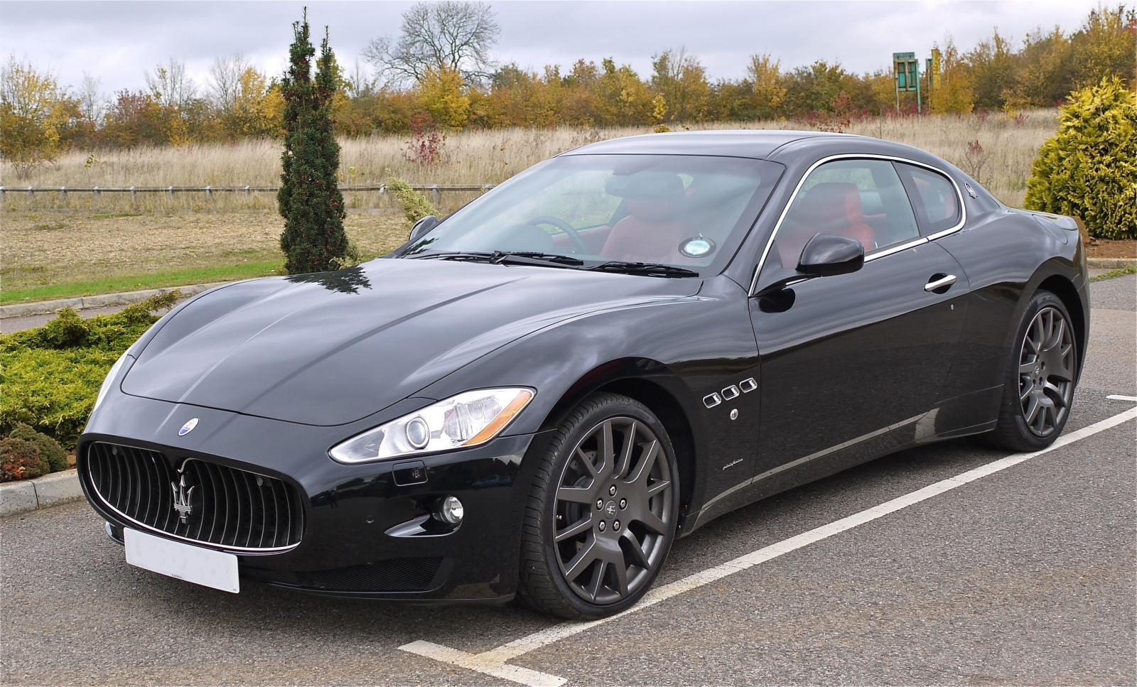 Maserati_Gran_Turismo_V8.jpg