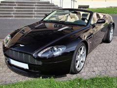 Aston Martin Vantage V8.jpg