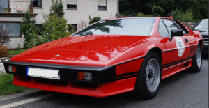 35_Lotus Esprit Turbo.png