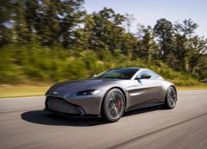 Aston_Martin-Vantage-2019-1600-07.thumb.jpg.d55b9d072bf661c62e81c6f12ee8739d.jpg