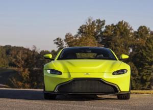 Aston_Martin-Vantage-2019-1600-14.thumb.jpg.d09316cc37887ae6457069ea7f880db6.jpg