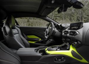 Aston_Martin-Vantage-2019-1600-1d.thumb.jpg.697c223e5998808a6a055e0c9c71e75b.jpg