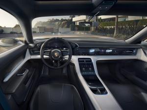 Porsche-Mission-E-Cross-Turismo-Concept-5.thumb.jpg.0e17ae197abe97ae549cfde51975a517.jpg