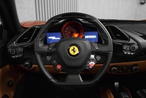 216065-Ferrari-488-Spider-Rot-Interior-9.jpg