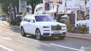 rolls-royce-cullinan-c284327072018213617_2.jpg