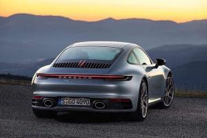 992rear.thumb.jpg.9ee1f987a4969a922e10654b3b27d823.jpg