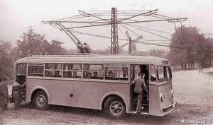 1939trollibusendstationbuemmerstedercourier_579.jpg
