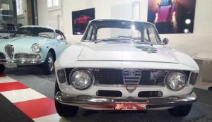 Alfa Bertone 1.jpg